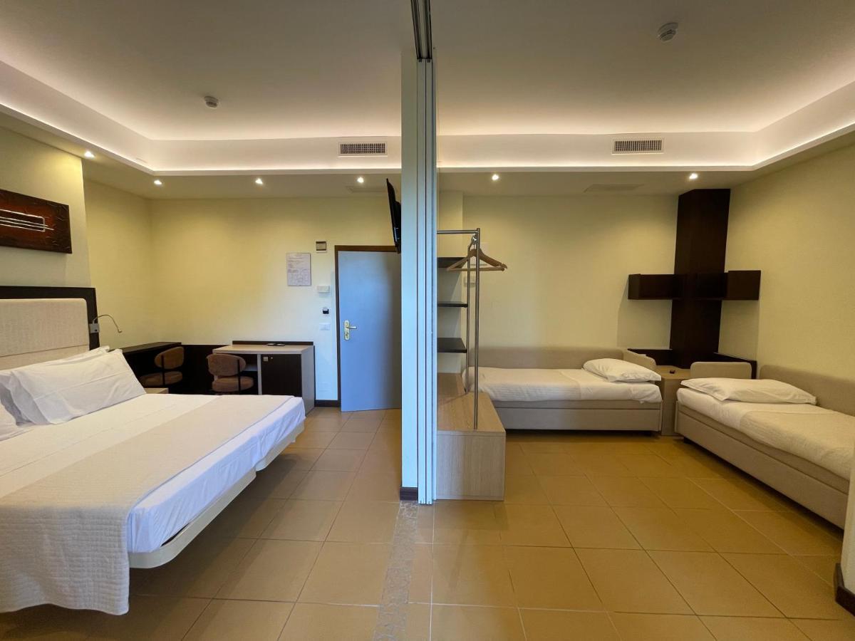 Hotel City Rimini Eksteriør billede